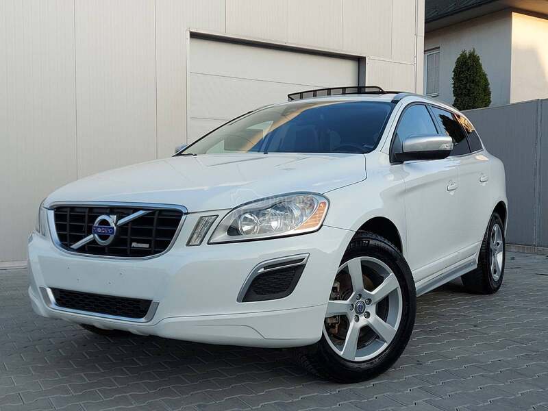 Volvo XC60 2.0D  R design