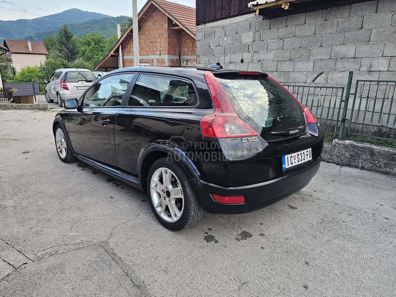 Volvo C30 2.0  D I Z E L