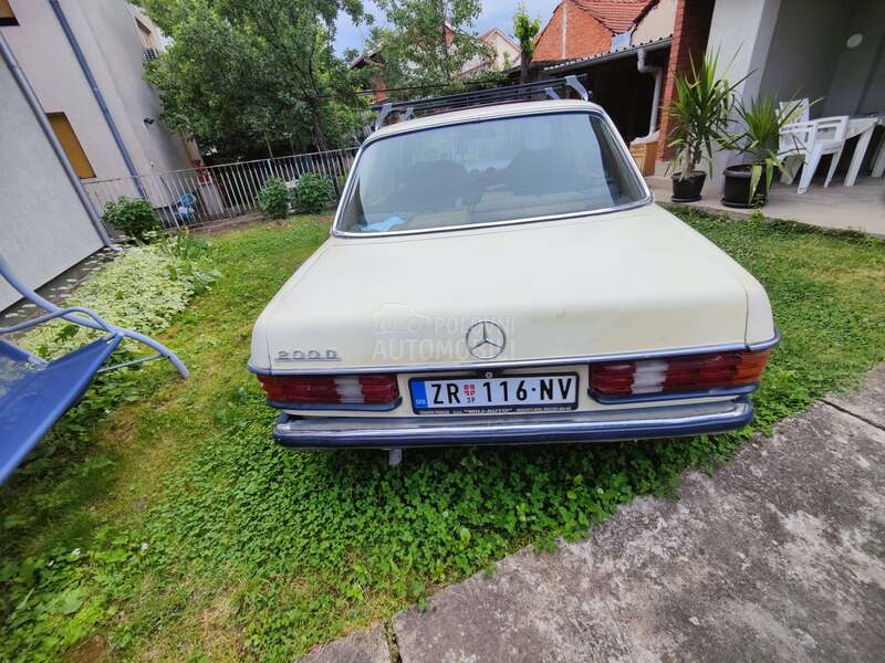Mercedes Benz W123 200D