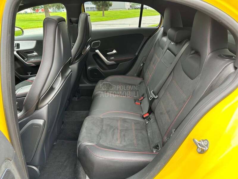 Mercedes Benz A 35 AMG 