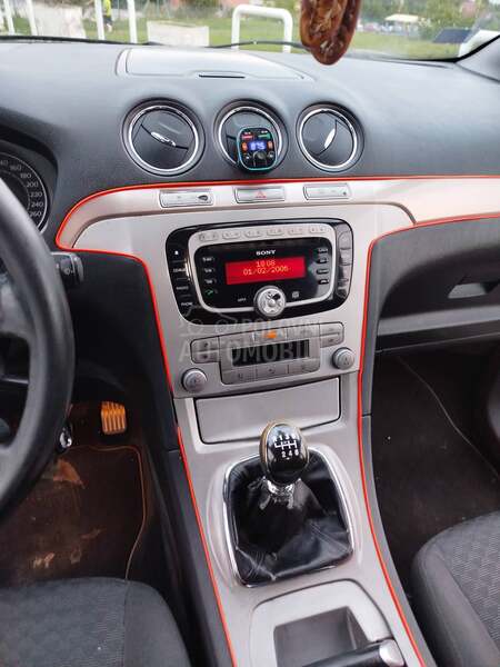 Ford S-Max 