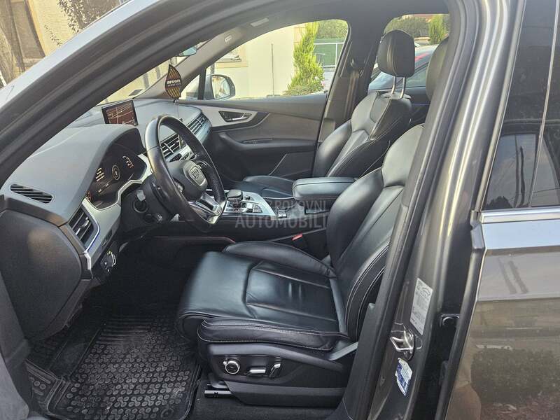 Audi Q7 3xS-line 140 000 k m