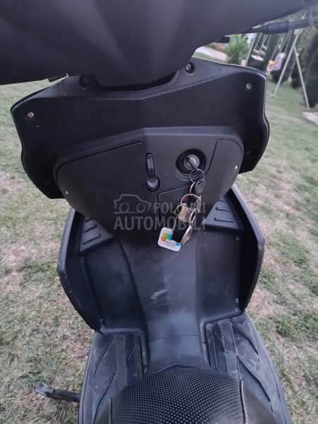 Malaguti fantom f12r