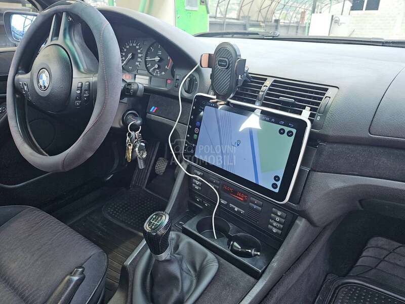 BMW 520 e39