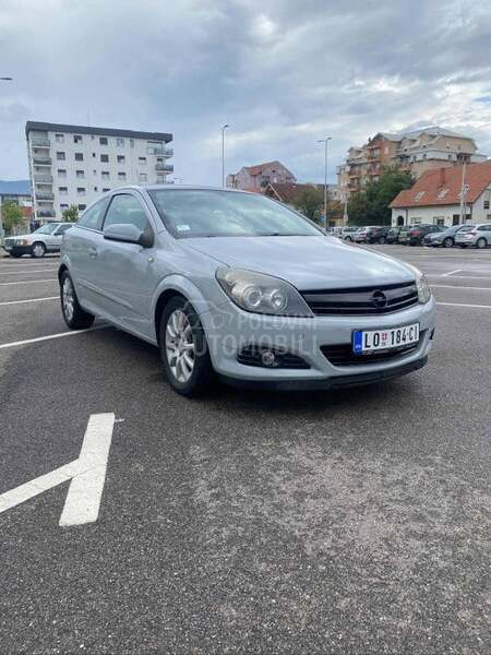 Opel Astra H GTC