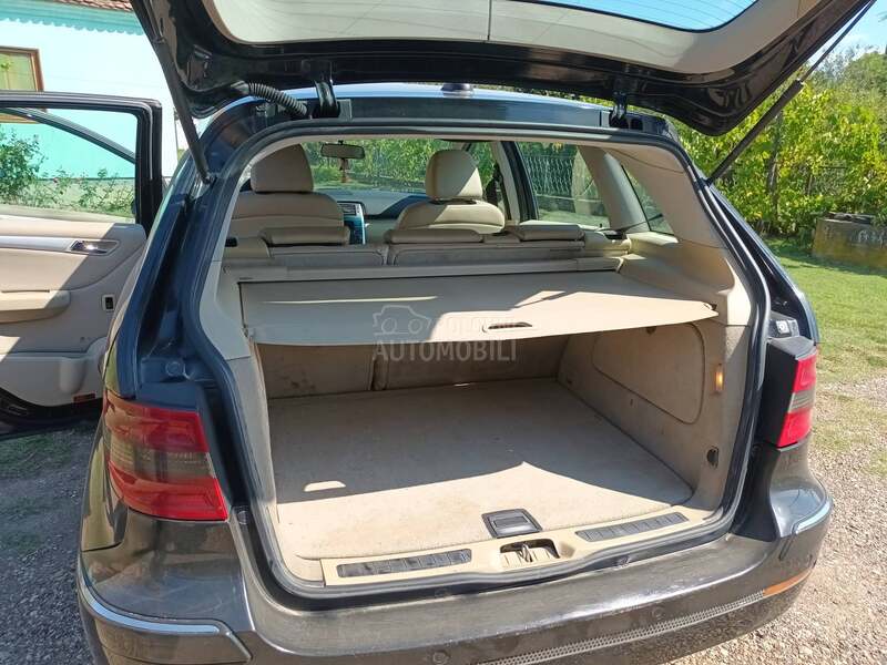 Mercedes Benz B 200 