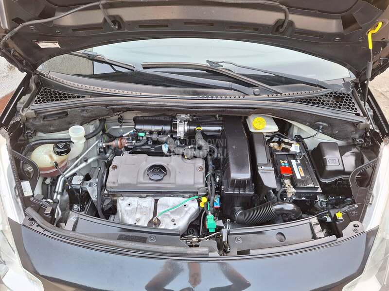 Citroen C3 1.4 8 V