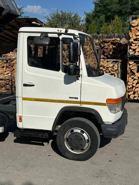 Mercedes Benz Vario 816D
