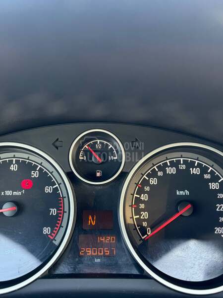 Opel Astra H 