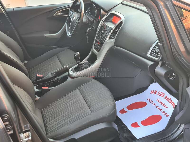 Opel Astra J 1.7cdti ENJOY