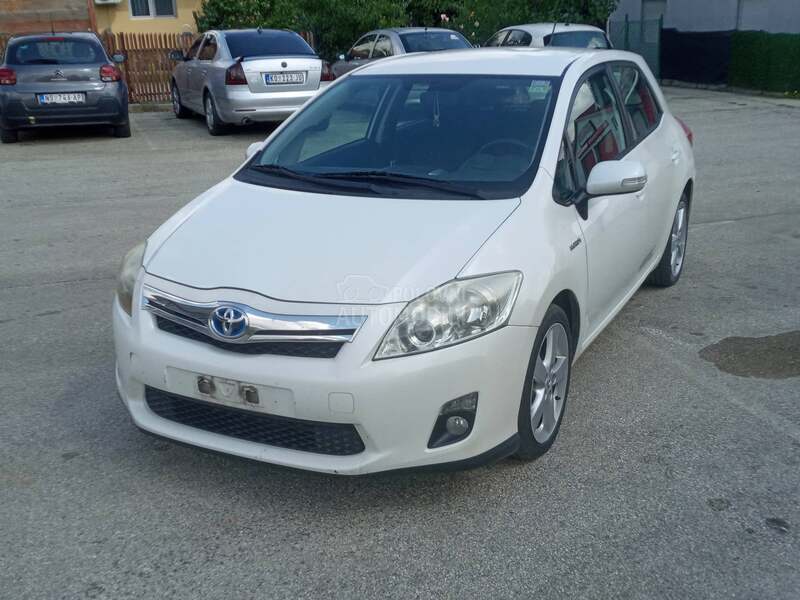 Toyota Auris 1.8 hibrid