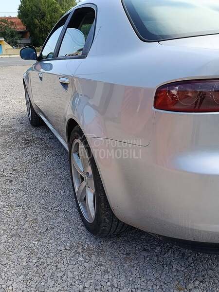 Alfa Romeo 159 1.9 jtdm