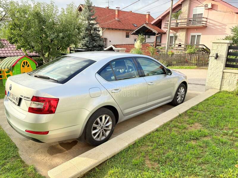 Škoda Octavia 1.6 TDI Style
