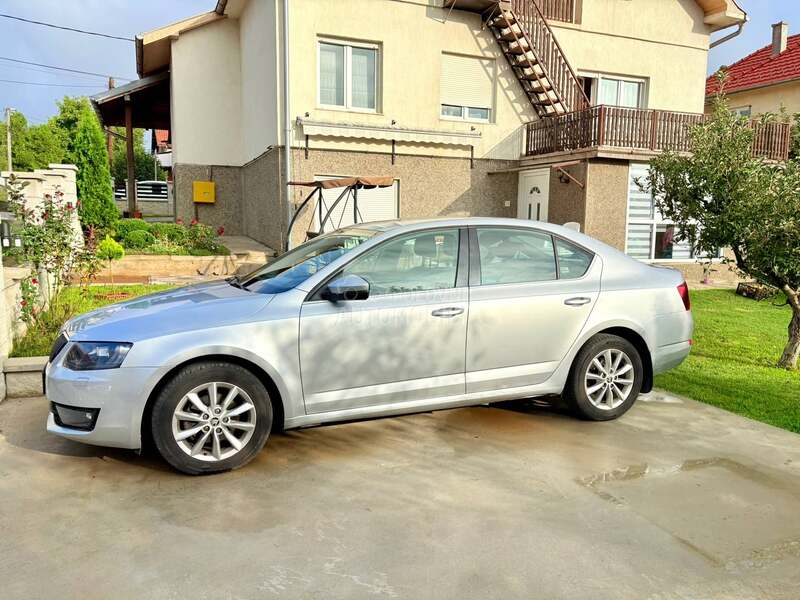 Škoda Octavia 1.6 TDI Style