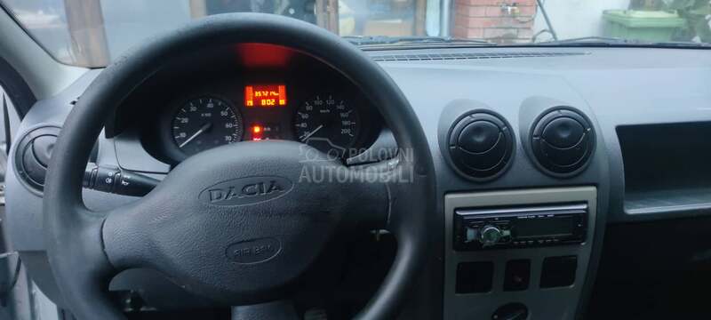 Dacia Logan pick up