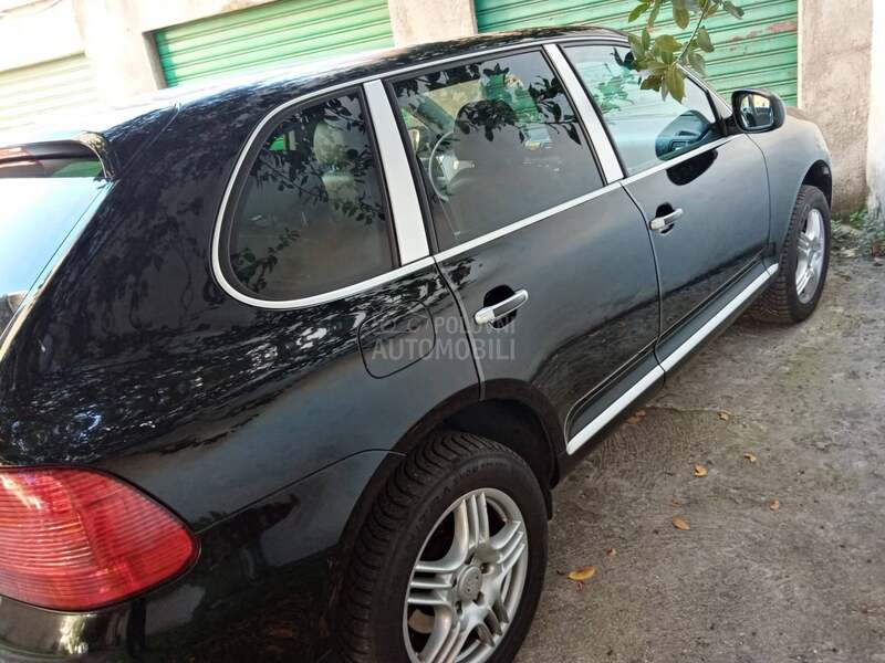 Porsche Cayenne 