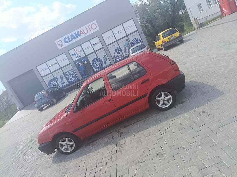 Volkswagen Golf 3 1.6