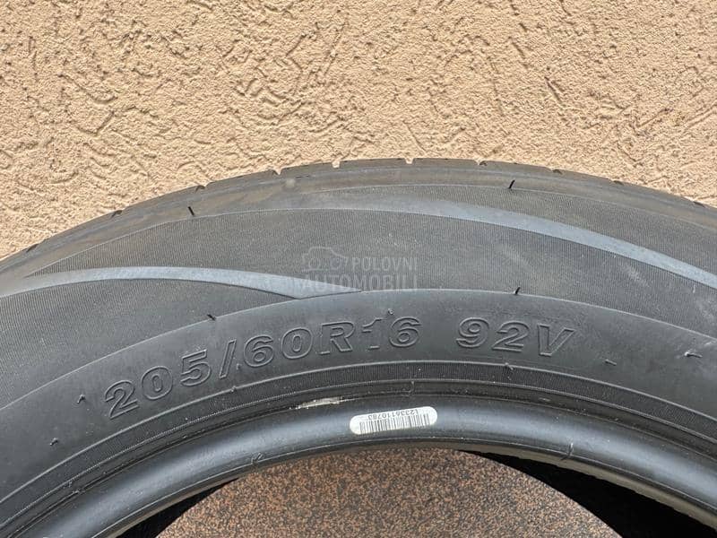 Goodride 205/60 R16 Letnja