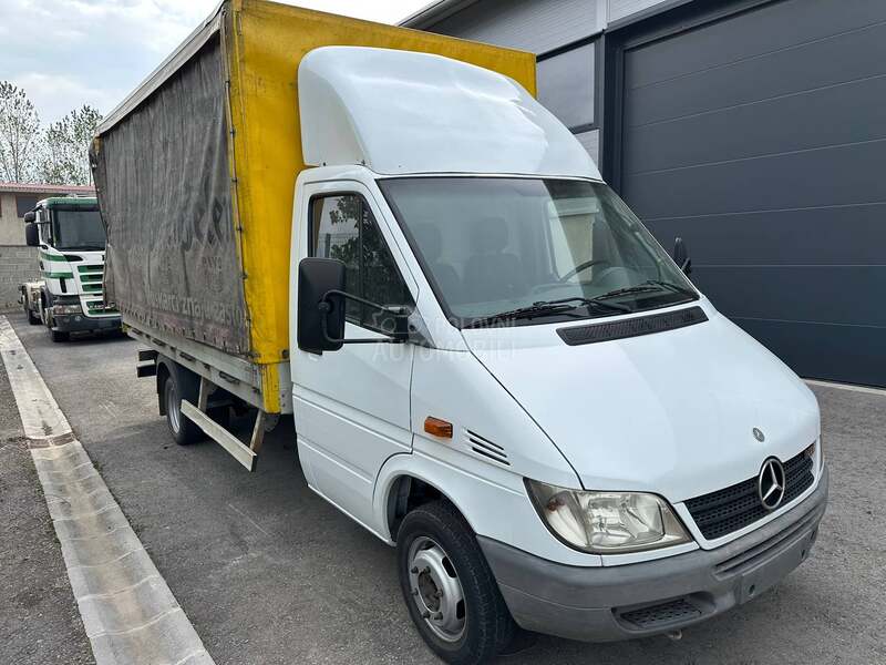 Mercedes Benz 413 Sprinter