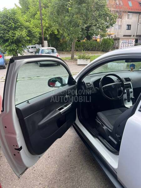 Volvo C30 R design