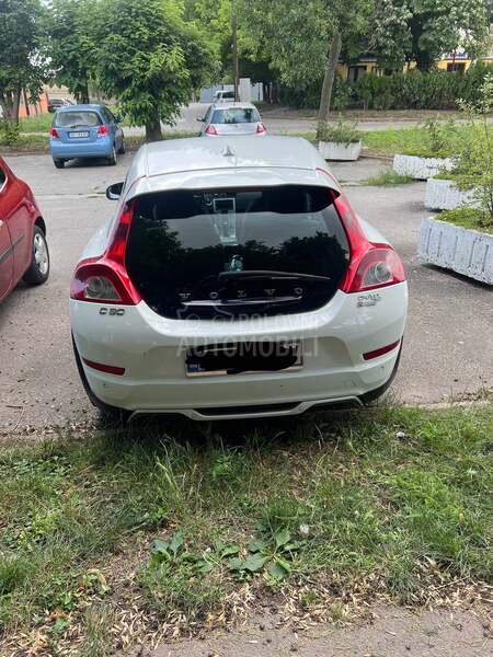 Volvo C30 R design