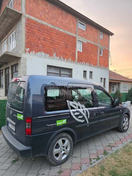Opel Combo 1.6 CNG