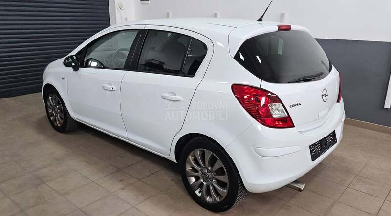 Opel Corsa D 1.4