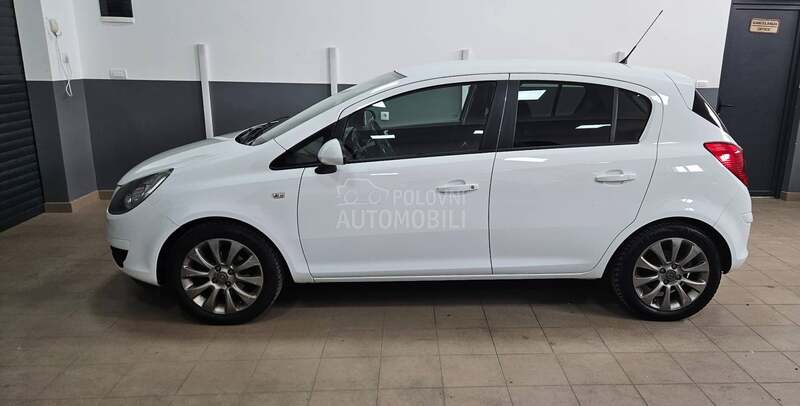 Opel Corsa D 1.4