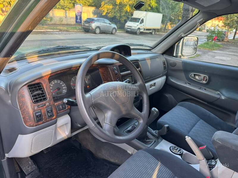 Mitsubishi Pajero Sport 2.5 d