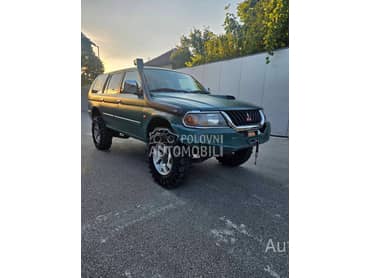 Mitsubishi Pajero Sport 2.5 d