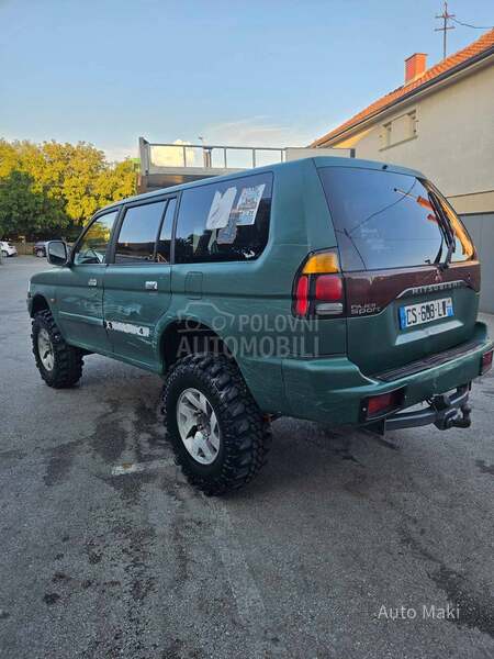 Mitsubishi Pajero Sport 2.5 d