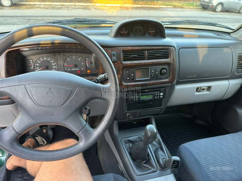 Mitsubishi Pajero Sport 2.5 d