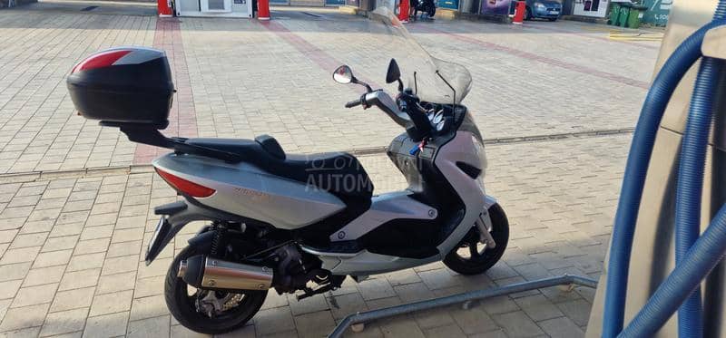 Malaguti Madison 250