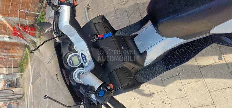 Malaguti Madison 250