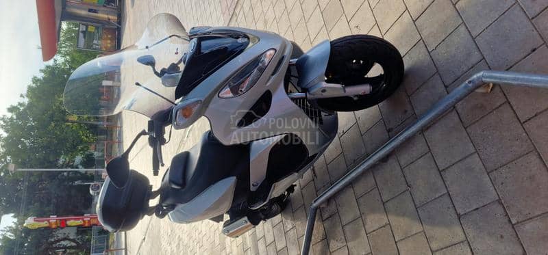 Malaguti Madison 250