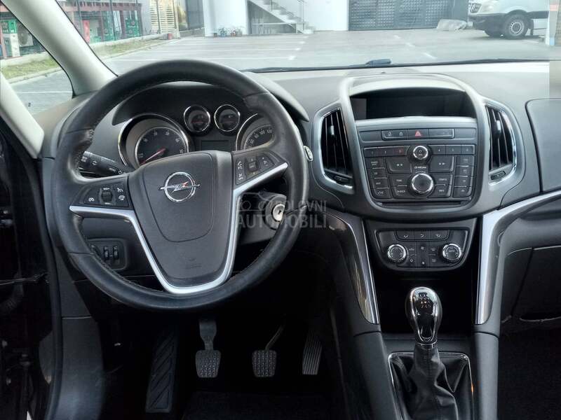 Opel Zafira 1.6