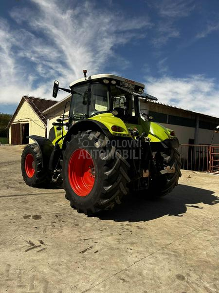 Claas 820axion