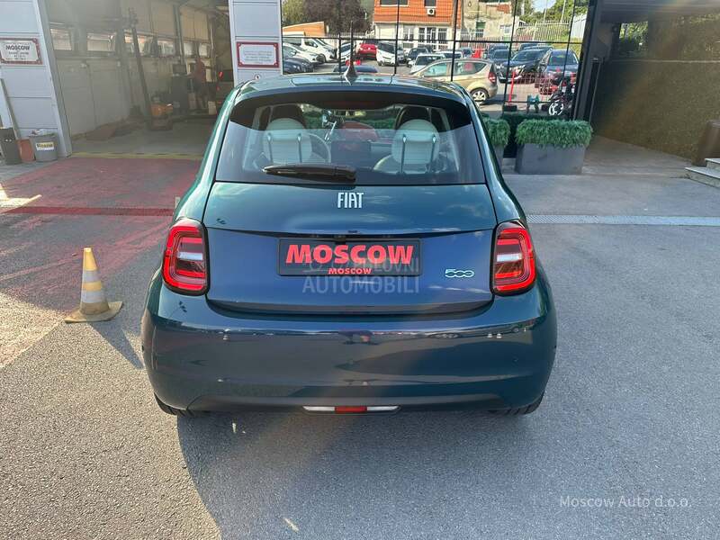 Fiat 500e 