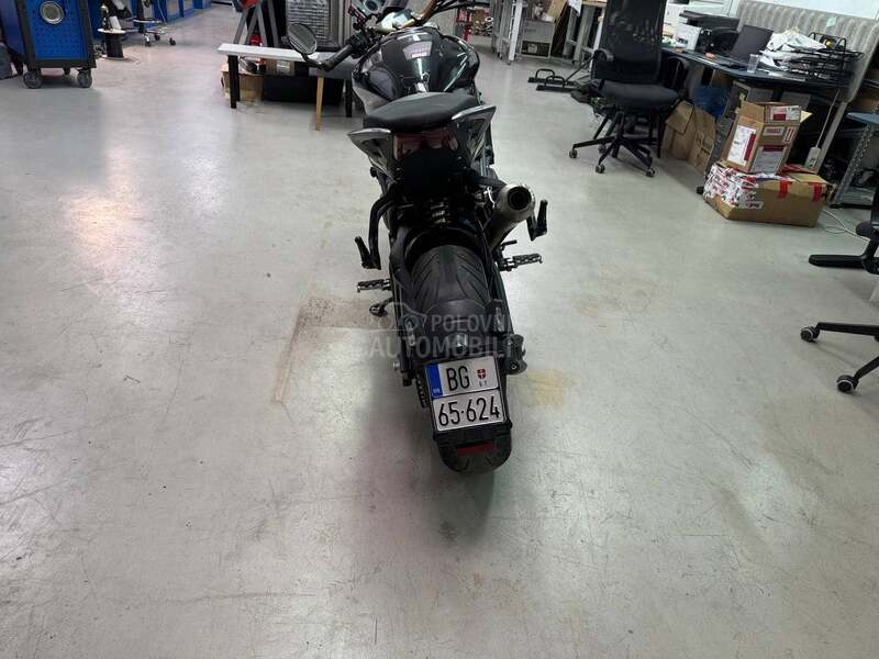 Benelli 752S