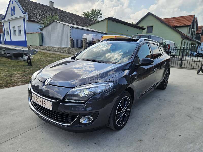 Renault Megane 1.5 Bose Pano