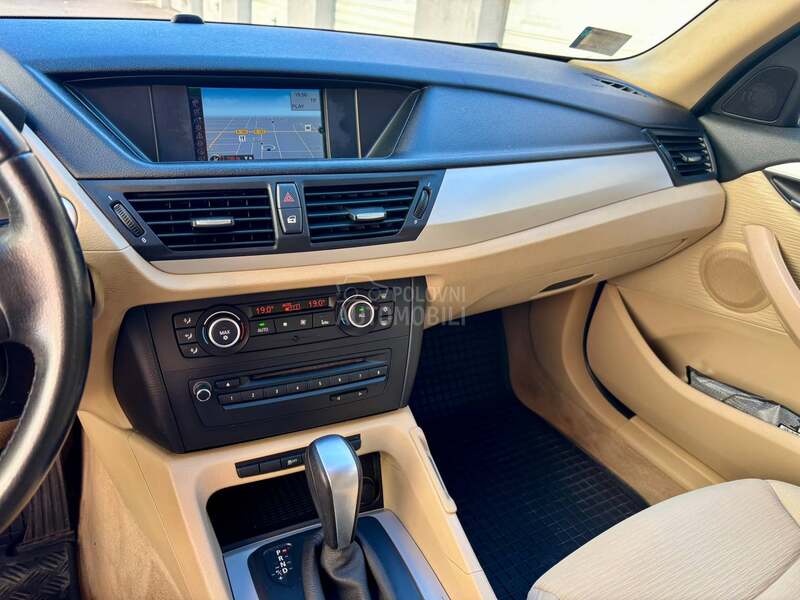 BMW X1 N0V/AUT/NAV