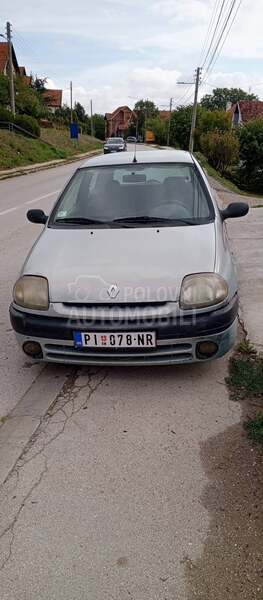 Renault Clio 