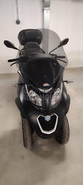 Piaggio MP3 ,300, B kategorija