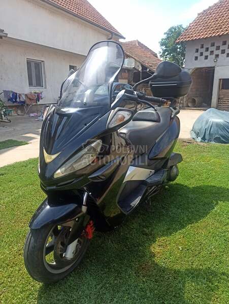 Malaguti k400