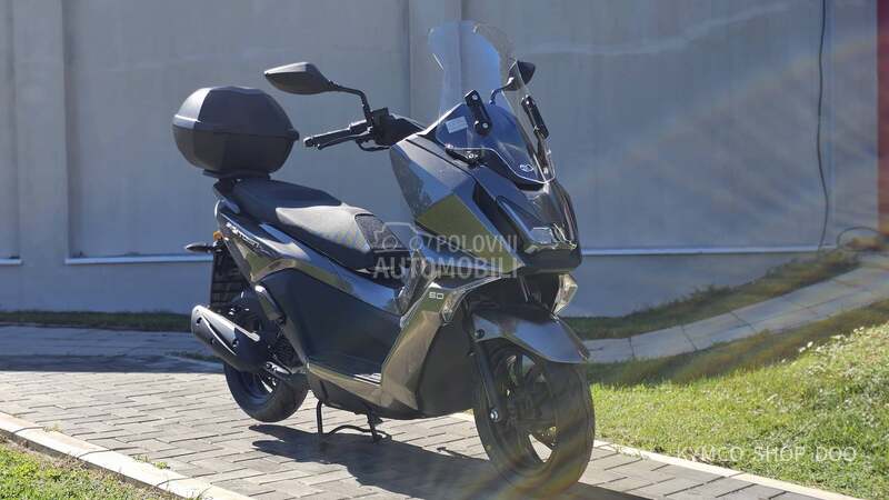 Kymco SkyTown 50