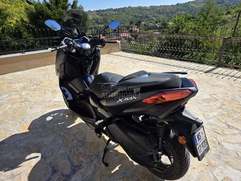 Yamaha X max iron max 300