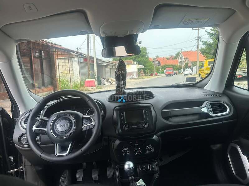 Jeep Renegade MALO PREŠAO