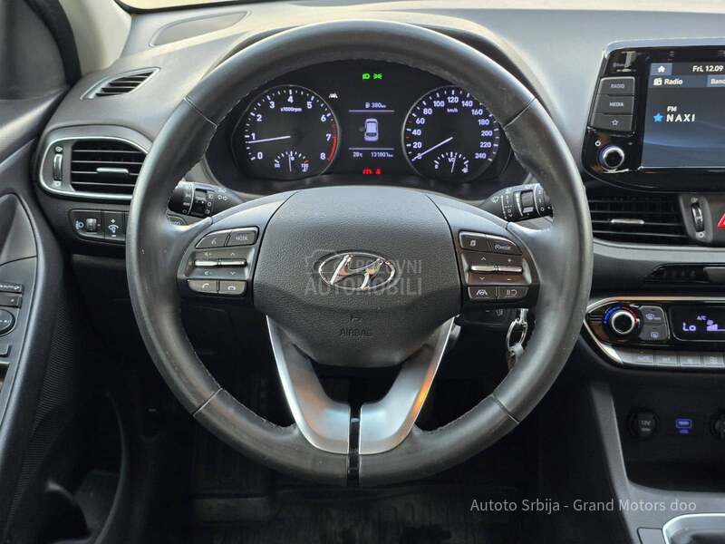Hyundai i30 1.5 DPi STYLE