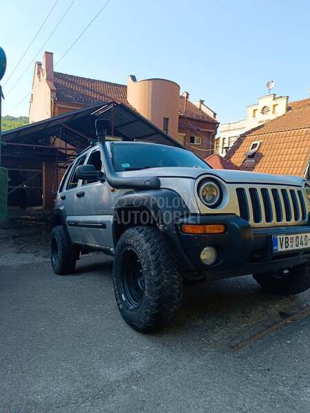 Jeep Liberty 2.8crd