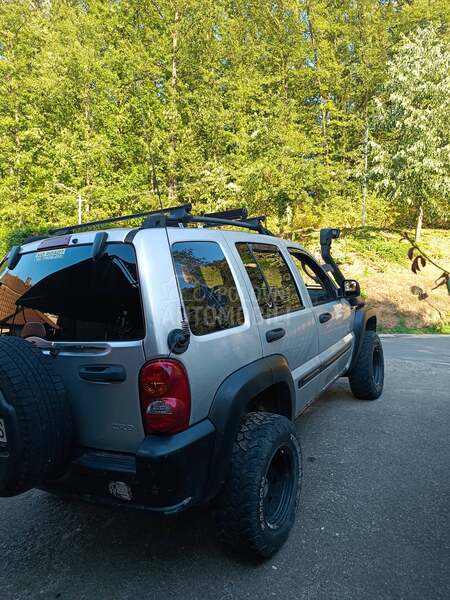 Jeep Liberty 2.8crd